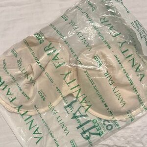 Vanity Fair Satin Cream Underwire Bra New in bag.